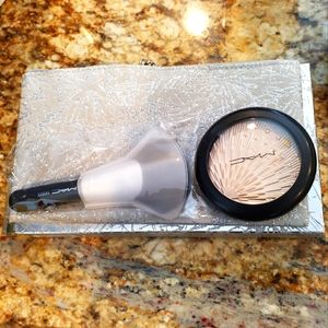 MAC SET - Firelit Skin Kit Set - Champagne. Frosted Firework Collection  NEW!